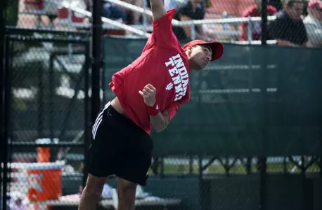 Hoosiers Complete Day One at Louisville Invitational Image