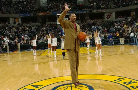 Mel Daniels (NBAE/Getty Images)