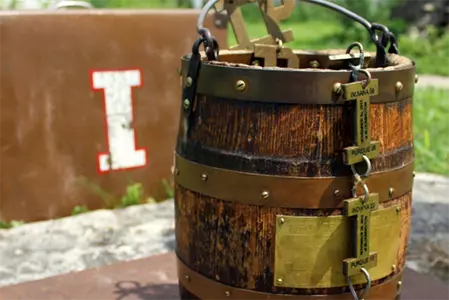 bucket picture 1