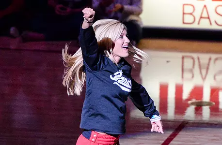 Tyra Buss