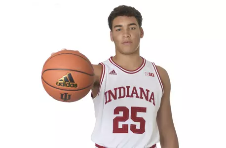 Race Thompson