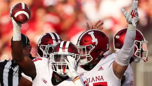 COLUMBUS, OH - OCTOBER 06, 2018 - linebackers Cam Jones #34 of the Indiana Hoosiers during the game between the Ohio State Buckeyes and the Indiana Hoosiers at Ohio Stadium in Columbus, OH. Photo By Craig Bisacre/Indiana Athletics