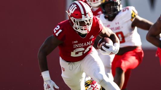 BLOOMINGTON, IN - NOVEMBER 10, 2018 - running back Stevie Scott #21 of the Indiana Hoosiers during the game between the Maryland Terrapins and the Indiana Hoosiers at Memorial Stadium in Bloomington, IN. Photo By Amelia Herrick/Indiana Athletics
