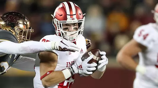 MINNEAPOLIS, MN - OCTOBER 26, 2018 - wide receiver Luke Timian #25 of the Indiana Hoosiers during the game between the Minnesota Gophers and the Indiana Hoosiers at TCF Bank Stadium in Minneapolis, MN. Photo By Craig Bisacre/Indiana Athletics