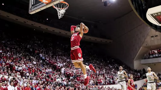 BLOOMINGTON, IN - NOVEMBER 06, 2018 - Forward Justin Smith #3 of the Indiana Hoosiers during the game against the Chicago State Cougars and the Indiana Hoosiers at Simon Skjodt Assembly Hall in Bloomington, IN. Photo By Craig Bisacre/Indiana Athletics