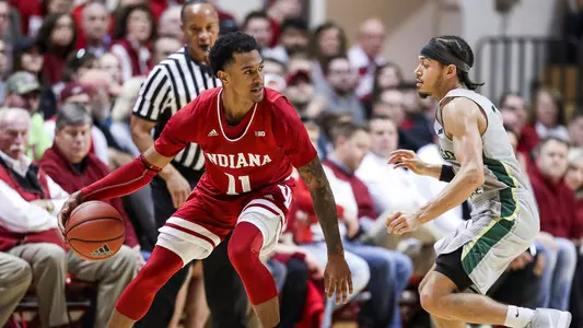 BLOOMINGTON, IN - NOVEMBER 06, 2018 - Guard Devonte Green #11 of the Indiana Hoosiers during the game against the Chicago State Cougars and the Indiana Hoosiers at Simon Skjodt Assembly Hall in Bloomington, IN. Photo By Craig Bisacre/Indiana Athletics