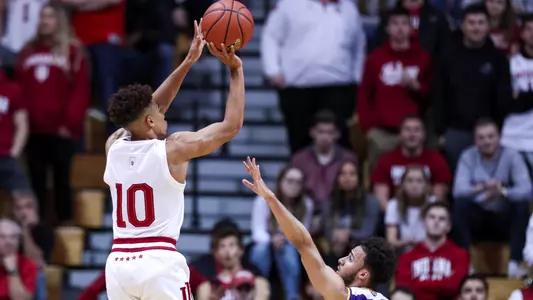 BLOOMINGTON, IN - NOVEMBER 05, 2019 - guard Rob Phinisee #10 of the Indiana Hoosiers during the game between the Western Illinois Leathernecks and the Indiana Hoosiers at Simon Skjodt Assembly Hall in Bloomington, IN. Photo By Missy Minear/Indiana Athletics