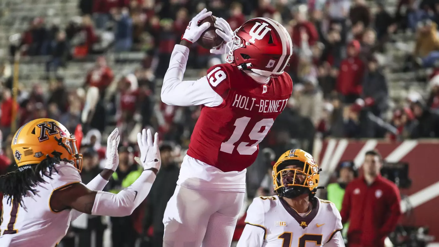 Malachi Holt-Bennett v MINN