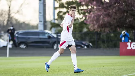 Victor Bezerra v PSU