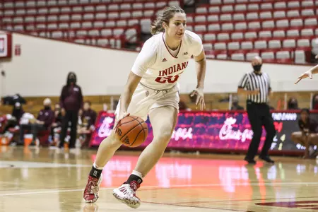 BLOOMINGTON, IN - NOVEMBER 25, 2020 - center Arielle Wisne #25 of the Indiana Hoosiers during the game against the Eastern Kentucky Colonels and the Indiana Hoosiers at Simon Skjodt Assembly Hall in Bloomington, IN. Photo By Missy Minear/Indiana Hoosiers
