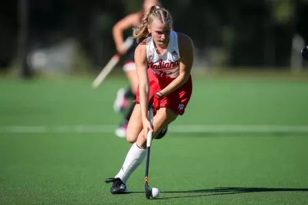 BLOOMINGTON, IN - September 30, 2022 - midfielder Maggie Carter #25 of the Indiana Hoosiers during the game between the Rutgers Scarlett Knights and the Indiana Hoosiers at IU Field Hockey Complex in Bloomington, IN. Photo By Chris Conaway