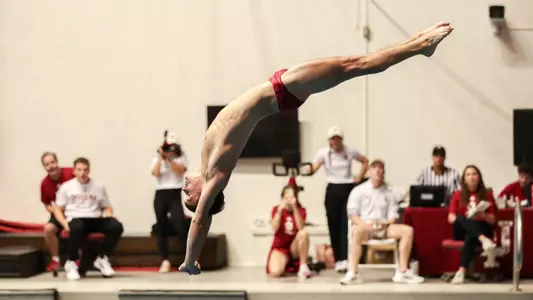BLOOMINGTON, IN - October 01, 2022 - Quinn henninger during the meet with the Indiana Hoosiers at Counsilman-Billingsley Aquatics Center in Bloomington, IN. Photo By Chris Conaway
