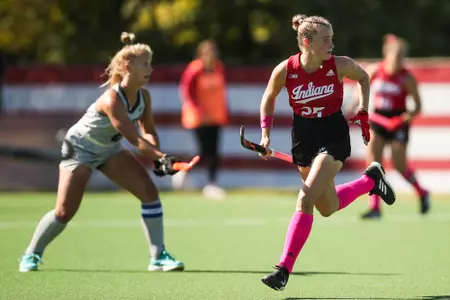 BLOOMINGTON, IN - October 2, 2022 - midfielder Maggie Carter #25 of the Indiana Hoosiers during the game between the Penn State Nittany Lions and the Indiana Hoosiers at IU Field Hockey Complex in Bloomington, IN. Photo By Gretta Cohoon/Indiana Athletics