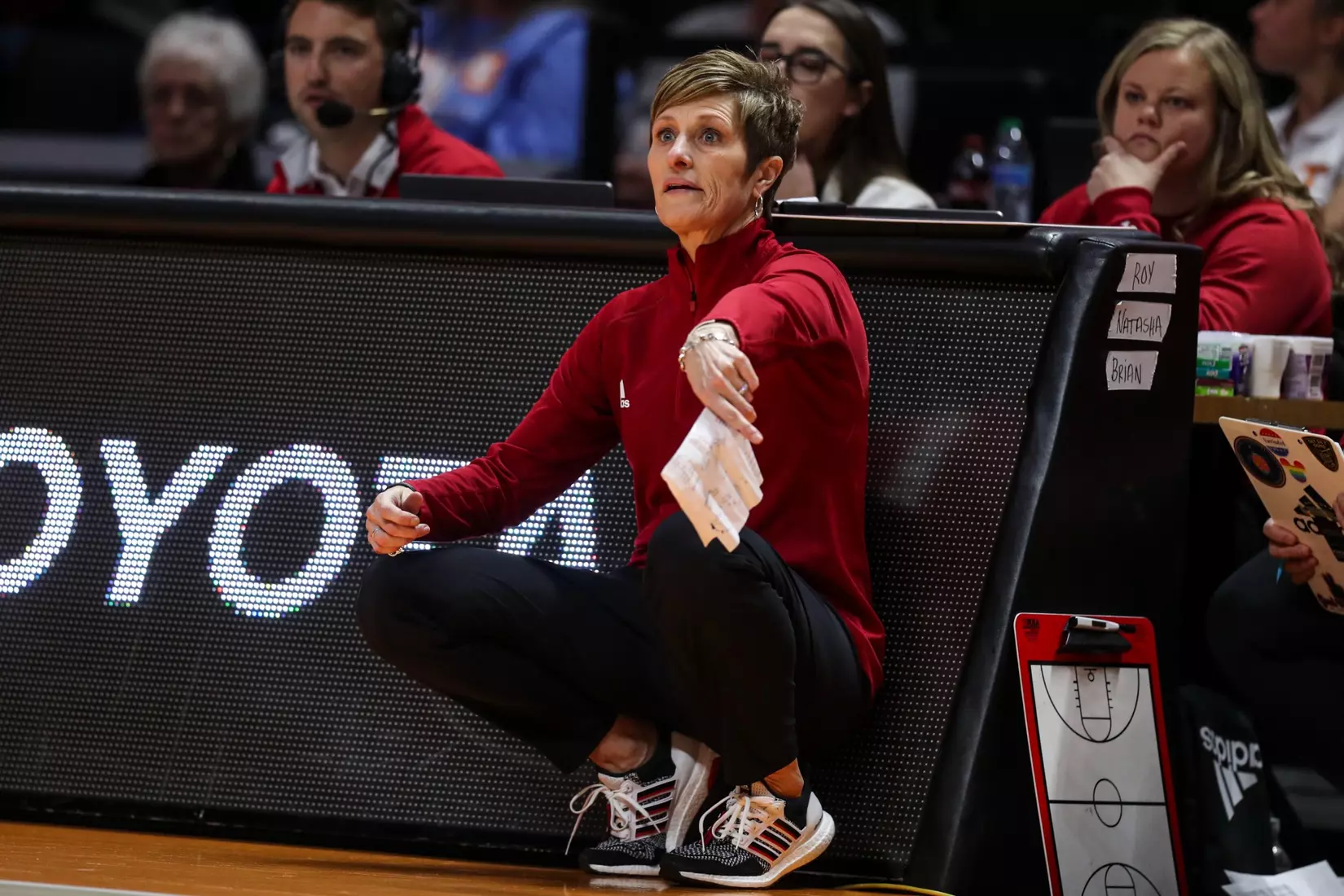 BLOOMINGTON, IN - November 14, 2022 - Indiana Hoosiers Head Coach Teri Moren during the game between the Tennessee Lady Vols and the Indiana Hoosiers at Simon Skjodt Assembly Hall in Bloomington, IN. Photo By Gracie Farrall\Indiana Athletics