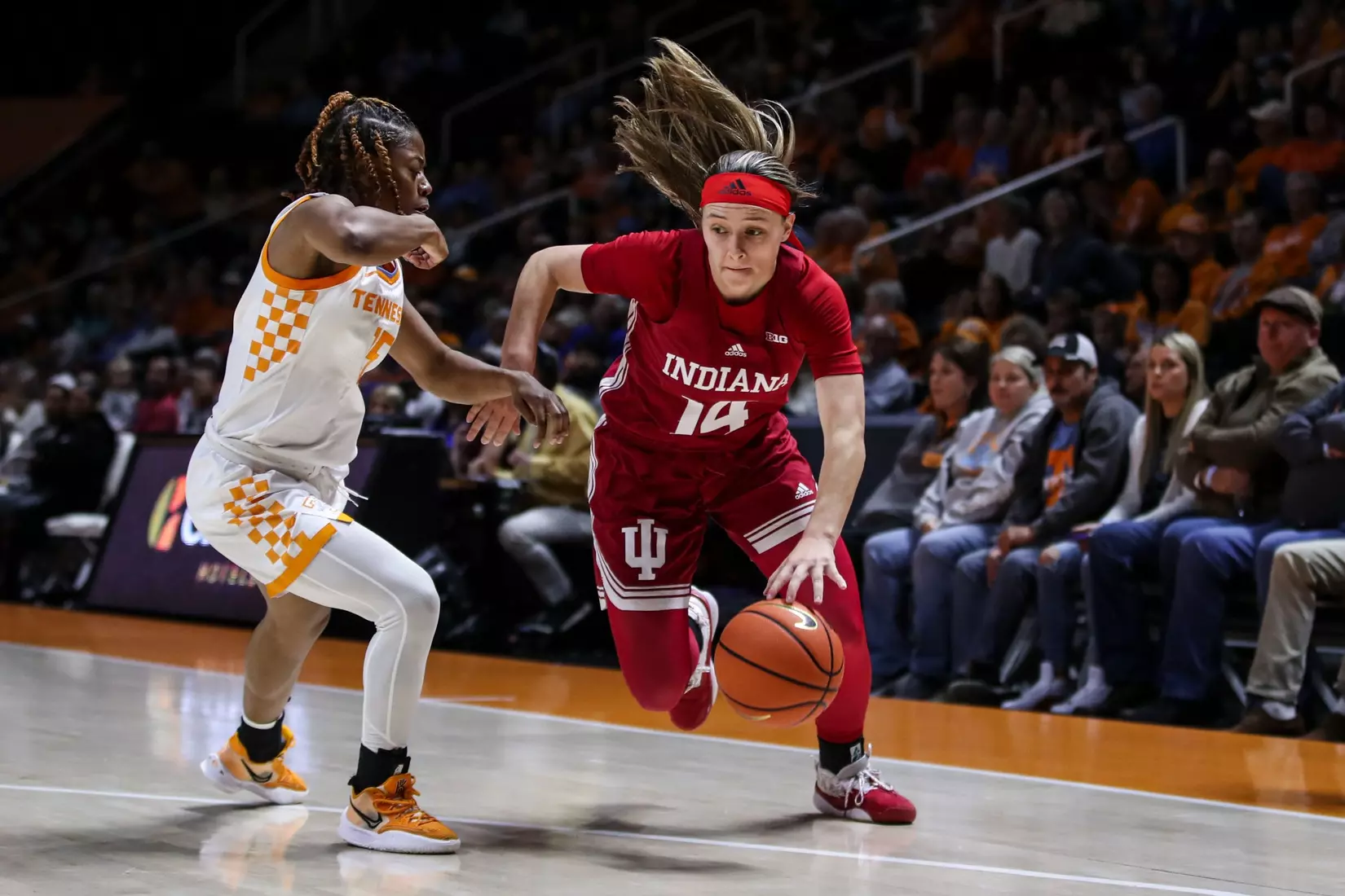 BLOOMINGTON, IN - November 14, 2022 - guard Sara Scalia #14 of the Indiana Hoosiers during the game between the Tennessee Lady Vols and the Indiana Hoosiers at Simon Skjodt Assembly Hall in Bloomington, IN. Photo By Gracie Farrall\Indiana Athletics