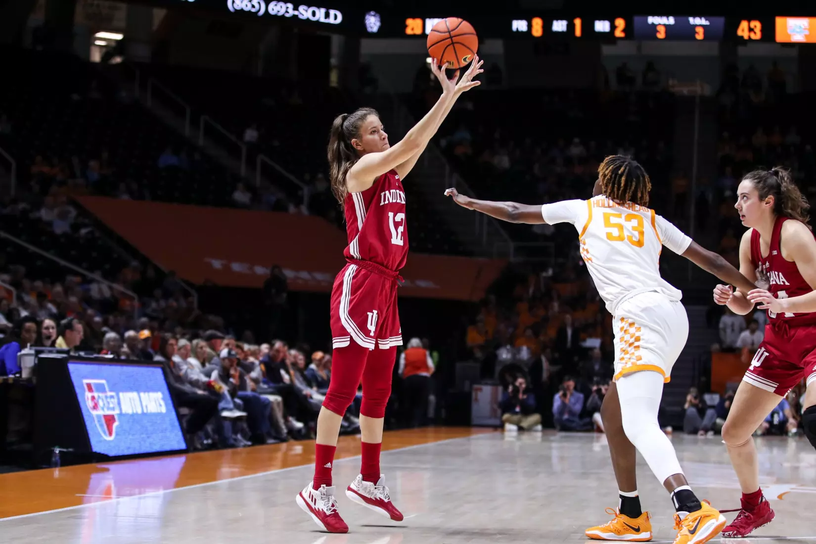 BLOOMINGTON, IN - November 14, 2022 - guard Yarden Garzon #12 of the Indiana Hoosiers during the game between the Tennessee Lady Vols and the Indiana Hoosiers at Simon Skjodt Assembly Hall in Bloomington, IN. Photo By Gracie Farrall\Indiana Athletics