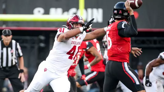 CINCINNATI, OH - SEPTEMBER 24, 2022 - defensive lineman Beau Robbins #41 of the Indiana Hoosiers during the game between the Cincinnati Bearcats and the Indiana Hoosiers at Nippert Stadium in Cincinnati, OH. Photo By Andrew Mascharka/Indiana Athletics