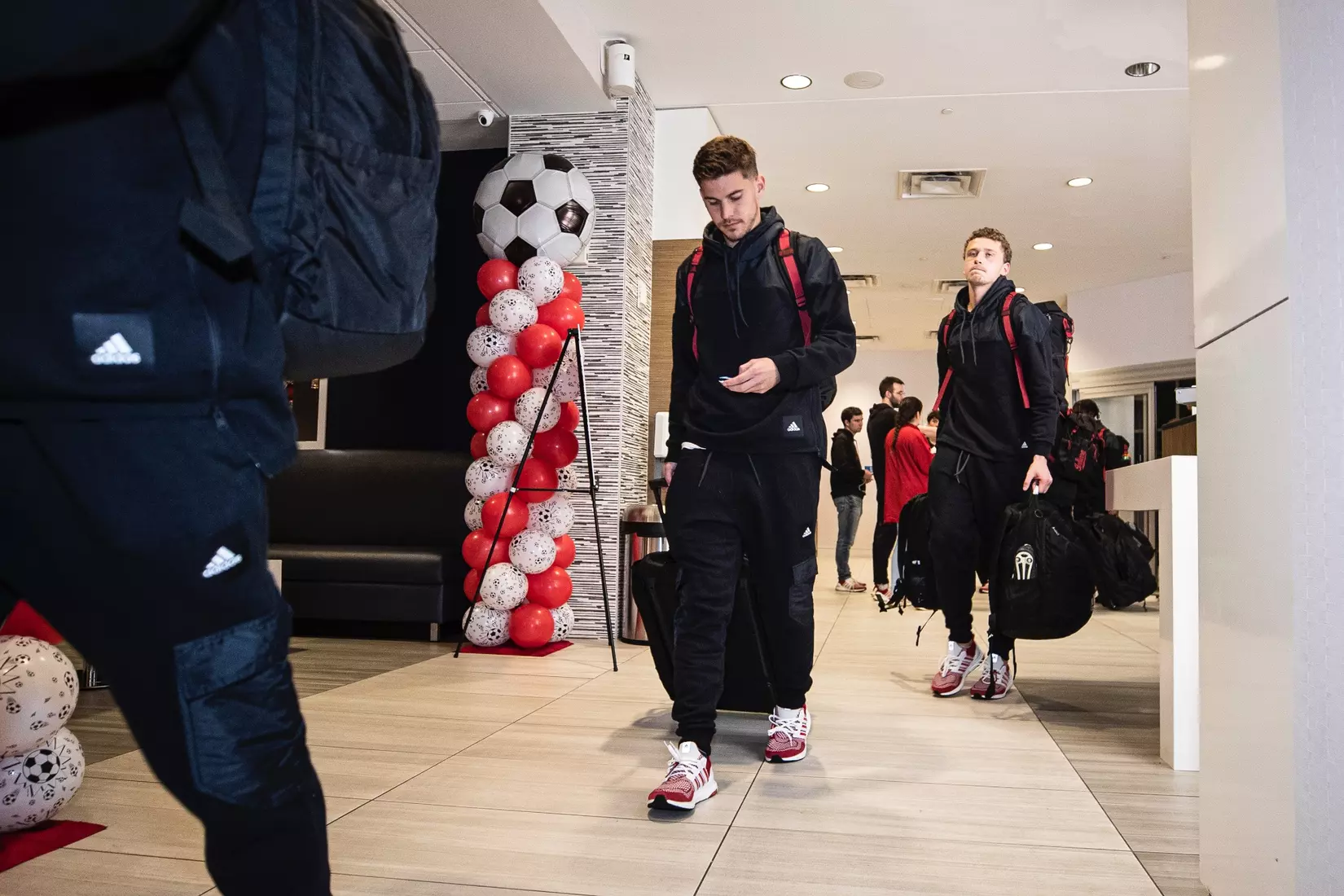 BLOOMINGTON, IN - December 07, 2022 - defender Brett Bebej #19 of the Indiana Hoosiers arriving at the team Hotel in Cary, NC. Photo By \CXD#2\