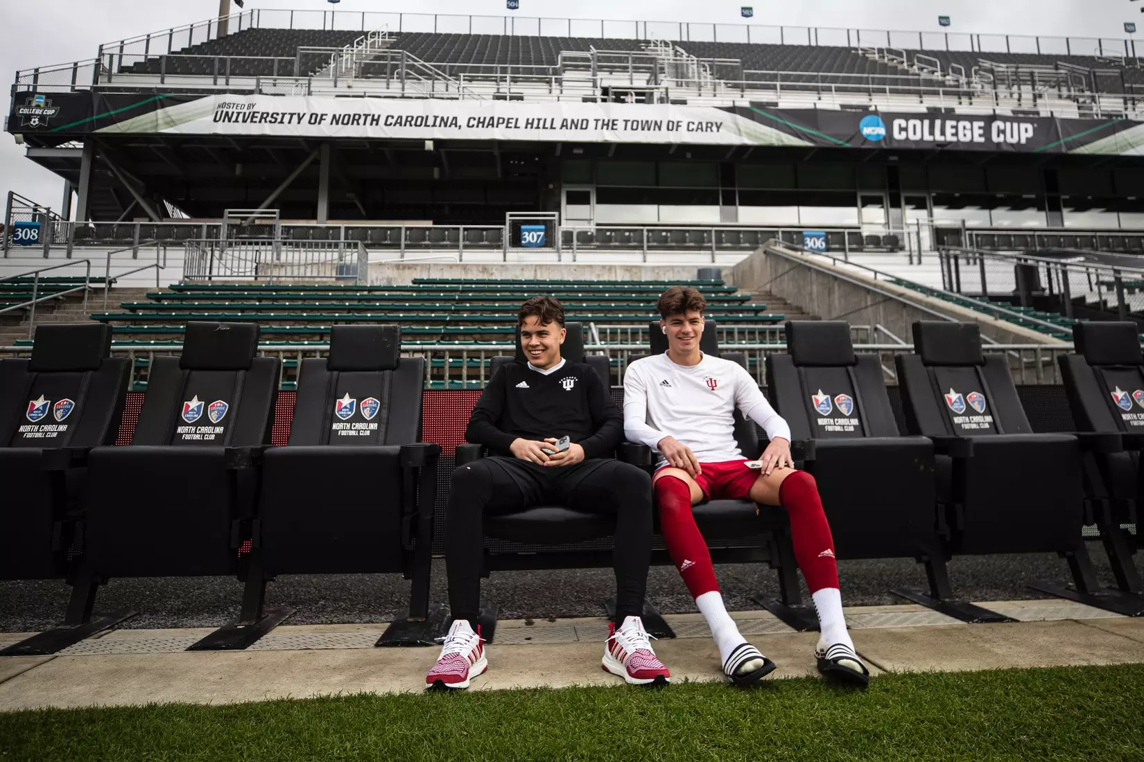 BLOOMINGTON, IN - December 08, 2022 - goalkeeper Jt Harms #0 of the Indiana Hoosiers and midfielder Luka Bezerra #15 of the Indiana Hoosiers during practice at WakeMed Soccer Park in Cary, NC. Photo By \CXD#2\