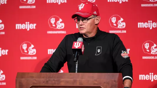 BLOOMINGTON, IN - SEPTEMBER 19, 2022 - Indiana Hoosiers Head Coach Tom Allen in Henke Hall of Champions in Bloomington, IN. Photo By Andrew Mascharka/Indiana Athletics