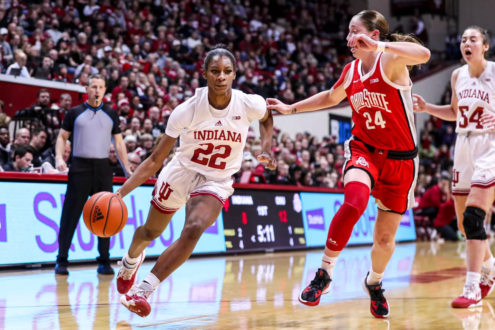 BLOOMINGTON, IN - January 26, 2023 - guard Chloe Moore-McNeil #22 of the Indiana Hoosiers during the game between the Ohio State Buckeyes and the Indiana Hoosiers at Simon Skjodt Assembly Hall in Bloomington, IN. Photo By \GEC#2\