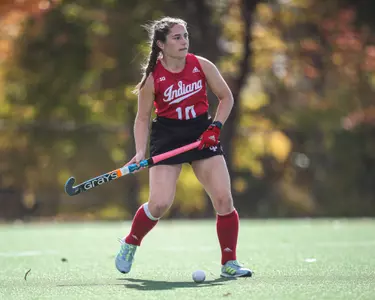 BLOOMINGTON, IN - October 21, 2022 - midfielder Anna Mozeleski #10 of the Indiana Hoosiers during the game between the Ohio State Buckeyes and the Indiana Hoosiers at Deborah Tobias Field in Bloomington, IN. Photo By Trent Barnhart/Indiana Athletics
