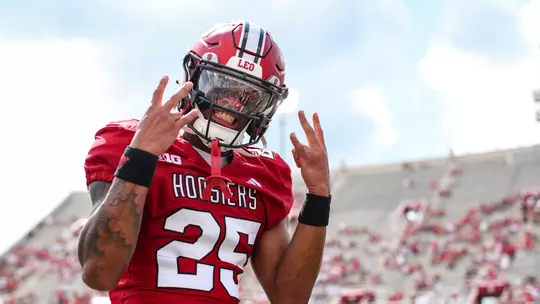 BLOOMINGTON, IN. 09.02.2023. defensive back Amare Ferrell #25 of the Indiana Hoosiers during the game between the Ohio State Buckeyes and the Indiana Hoosiers at Memorial Stadium in Bloomington, IN. Photo by Chris Conaway/Indiana Athletics