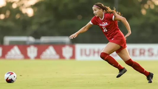 BLOOMINGTON, IN - AUGUST 17, 2023 - forward Anna Bennett #11 of the Indiana Hoosiers during the game between the Illinois State Redbirds and the Indiana Hoosiers at Bill Armstrong Stadium in Bloomington, IN. Photo By Pearson Georges/Indiana Athletics