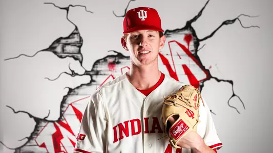 BLOOMINGTON, IN - NOVEMBER 02, 2022 - right-handed pitcher Cooper Hellman #44 of the Indiana Hoosiers during Photo Day at Bart Kaufman Field in Bloomington, IN. Photo By Gretta Cohoon/Indiana Athletics