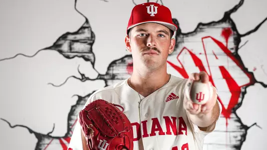 BLOOMINGTON, IN - NOVEMBER 04, 2022 - left-handed pitcher Ben Seiler #42 of the Indiana Hoosiers during photo day at Bart Kaufman Field in Bloomington, IN. Photo By Andrew Mascharka/Indiana Athletics