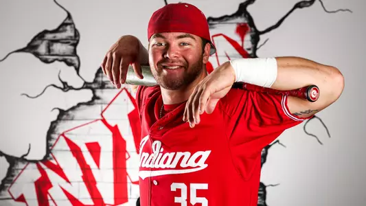 BLOOMINGTON, IN - NOVEMBER 02, 2022 - catcher Matthew Ellis #35 of the Indiana Hoosiers during Photo Day at Bart Kaufman Field in Bloomington, IN. Photo By Dalton Wainscott/Indiana Athletics