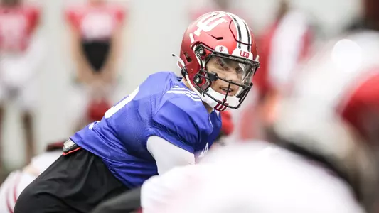 BLOOMINGTON, IN - March 09, 2023 - quarterback Tayven Jackson #2 of the Indiana Hoosiers during practice at Mellencamp in Bloomington, IN. Photo By Chris Conaway/Indiana Athletics