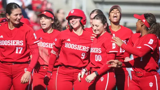 Taryn Kern - Home run