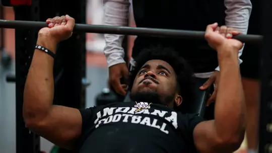 BLOOMINGTON, IN - February 17, 2023 - defensive back Louis Moore #20 of the Indiana Hoosiers during the lifts and the Indiana Hoosiers at Memorial Stadium in Bloomington, IN. Photo By Andrew Mascharka/Indiana Athletics