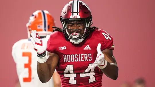 BLOOMINGTON, IN - SEPTEMBER 02, 2022 - linebacker Aaron Casey #44 of the Indiana Hoosiers during the game against the Illinois Fighting Illini at Memorial Stadium in Bloomington, IN. Photo By Andrew Mascharka/ Indiana Athletics