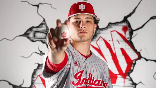 Luke Sinnard | Posed