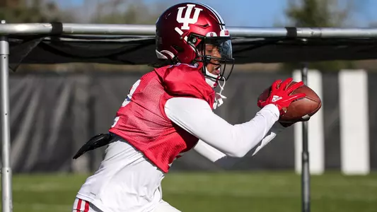 BLOOMINGTON, IN - April 13, 2023 - defensive back James Monds III #2 of the Indiana Hoosiers during practice at Memorial Stadium in Bloomington, IN. Photo By Rachel Gillam/Indiana Athletics