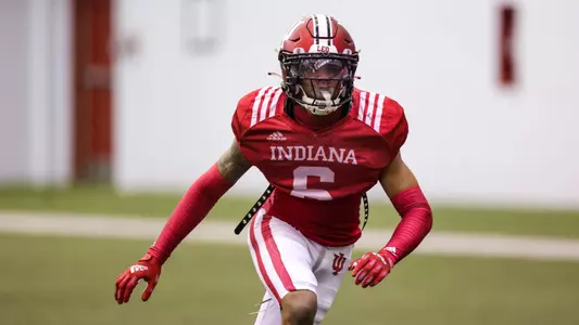 BLOOMINGTON, IN - April 01, 2023 - defensive back Phillip Dunnam #6 of the Indiana Hoosiers during Spring Ball at Memorial Stadium in Bloomington, IN. Photo By Andrew Mascharka/Indiana Athletics