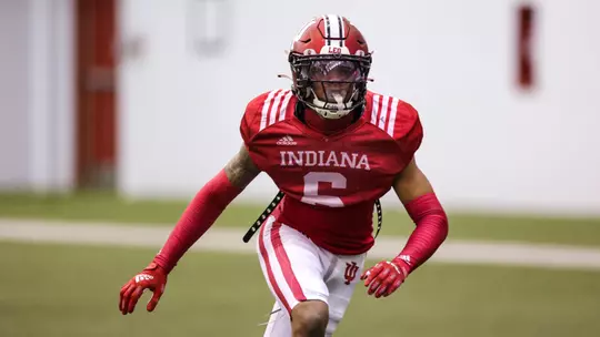 BLOOMINGTON, IN - April 01, 2023 - defensive back Phillip Dunnam #6 of the Indiana Hoosiers during Spring Ball at Memorial Stadium in Bloomington, IN. Photo By Andrew Mascharka/Indiana Athletics