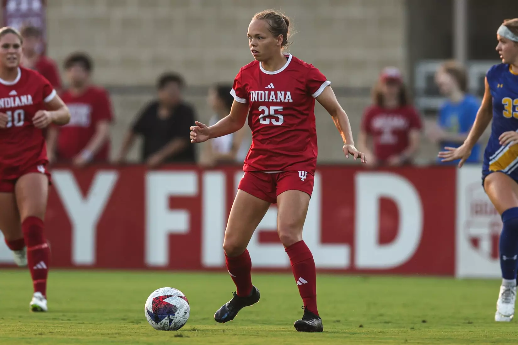 BLOOMINGTON, IN - AUGUST 24, 2023 - forward Paige Webber #25 of the Indiana Hoosiers during the game between the Morehead State Eagles and the Indiana Hoosiers at Bill Armstrong Stadium in Bloomington, IN. Photo By Gretta Cohoon/Indiana Athletics