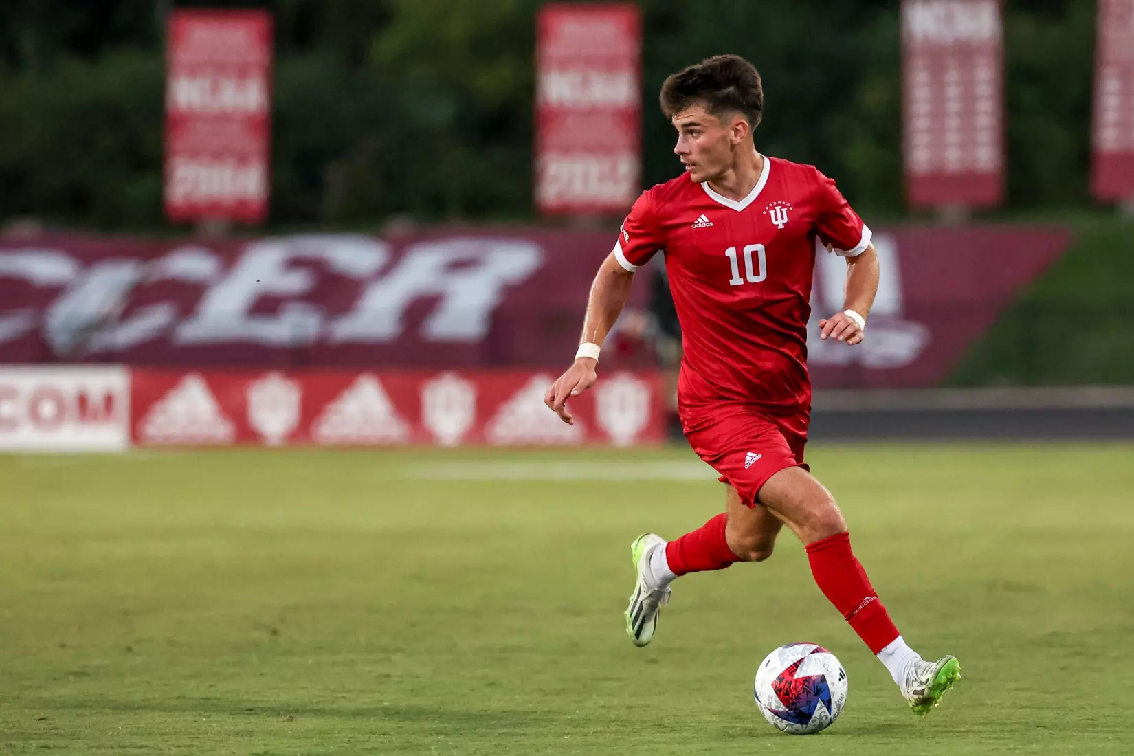 BLOOMINGTON, IN - September 04, 2023 - forward Tommy Mihalic #10 of the Indiana Hoosiers during the game between the Seton Hall Pirates and the Indiana Hoosiers at Bill Armstrong Stadium in South Bend, IN. Photo By Chris Conaway/Indiana Athletics