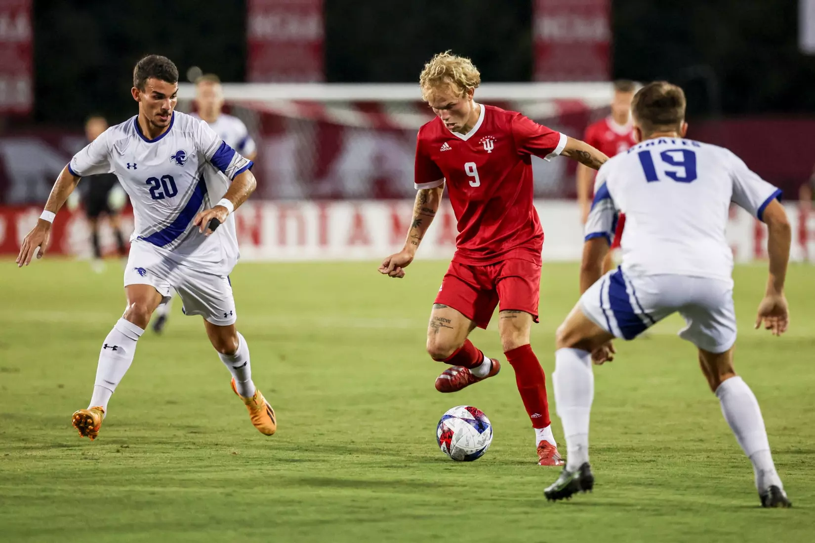 BLOOMINGTON, IN - September 04, 2023 - midfielder Samuel Sarver #9 of the Indiana Hoosiers during the game between the Seton Hall Pirates and the Indiana Hoosiers at Bill Armstrong Stadium in South Bend, IN. Photo By Chris Conaway/Indiana Athletics