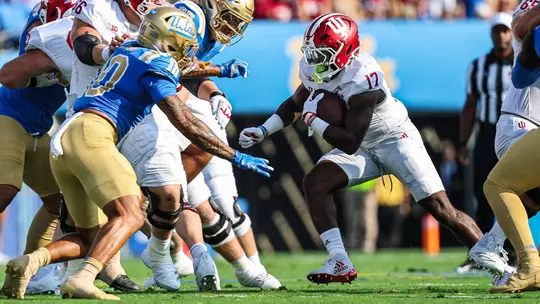PASADENA, CA - September 14, 2024 - running back Ty Son Lawton #17 of the Indiana Hoosiers during the game between the UCLA Bruins and the Indiana Hoosiers at the Rose Bowl Stadium in Pasadena, California. Photo By Trent Barnhart/Indiana Athletics