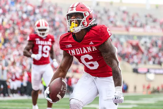 BLOOMINGTON, IN - September 28, 2024 - running back Justice Ellison #6 of the Indiana Hoosiers during the game between the Indiana Hoosiers and the Maryland Terrapins at Memorial Stadium in Bloomington, Indiana. Photo By Trent Barnhart/Indiana Athletics