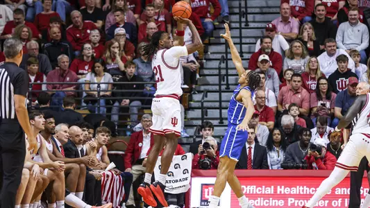 Mackenzie Mgbako v Eastern Illinois