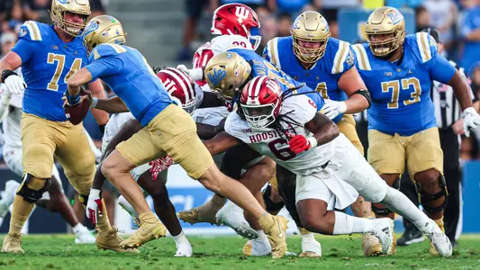 PASADENA, CA - September 14, 2024 - defensive lineman Mikail Kamara #6 of the Indiana Hoosiers during the game between the UCLA Bruins and the Indiana Hoosiers at the Rose Bowl Stadium in Pasadena, California. Photo By Trent Barnhart/Indiana Athletics