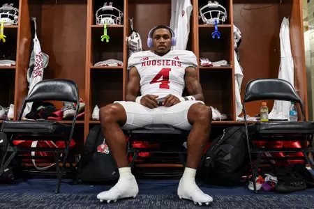 PASADENA, CA - September 14, 2024 - wide receiver Myles Price #4 of the Indiana Hoosiers during the game between the UCLA Bruins and the Indiana Hoosiers at the Rose Bowl Stadium in Pasadena, California. Photo By Trent Barnhart/Indiana Athletics
