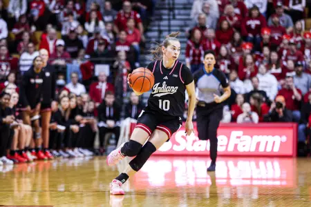 BLOOMINGTON, IN - January 4, 2025 - guard Shay Ciezki #10 of the Indiana Hoosiers during the game between the University of California Los Angeles Bruins and the Indiana Hoosiers at Simon Skjodt Assembly Hall in Bloomington, IN. Photo By Indiana Athletics
