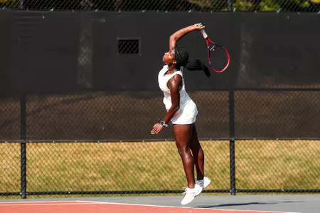 BLOOMINGTON, IN - October 04, 2025 - Elisabeth Dunac of the Indiana Hoosiers during the Hoosier Classic at IU Tennis Center in Bloomington, IN. Photo By Benjamin Harper/Indiana Athletics