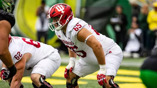 EUGENE, OR - October 11, 2025 - offensive lineman Carter Smith #65 of the Indiana Hoosiers during the game between the Oregon Ducks and the Indiana Hoosiers at Autzen Stadium in Eugene, OR. Photo By Dani Meersman/Indiana Athletics
